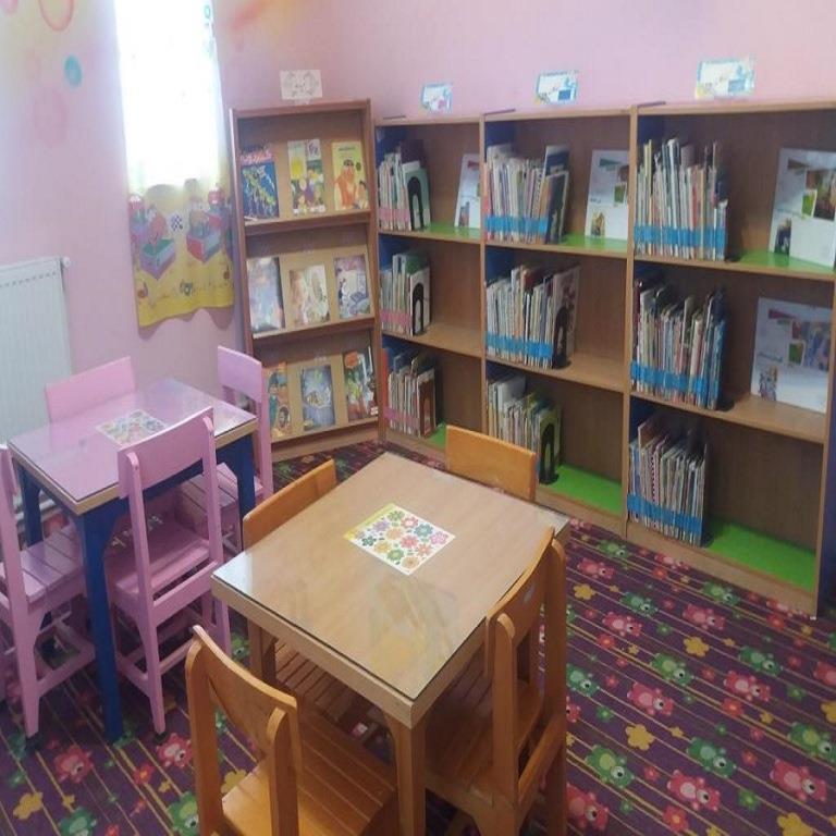 بخش کودک کتابخانه